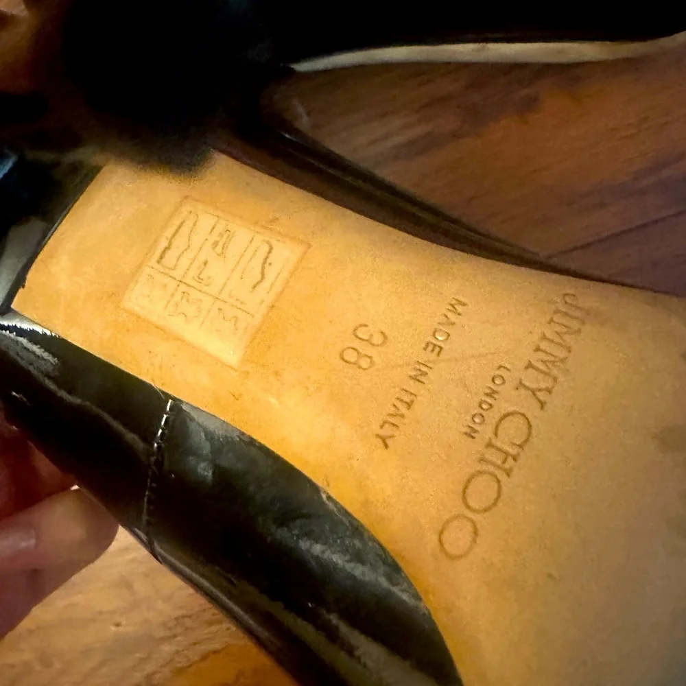 Jimmy Choo patent leather pumps - Picture 2 of 9